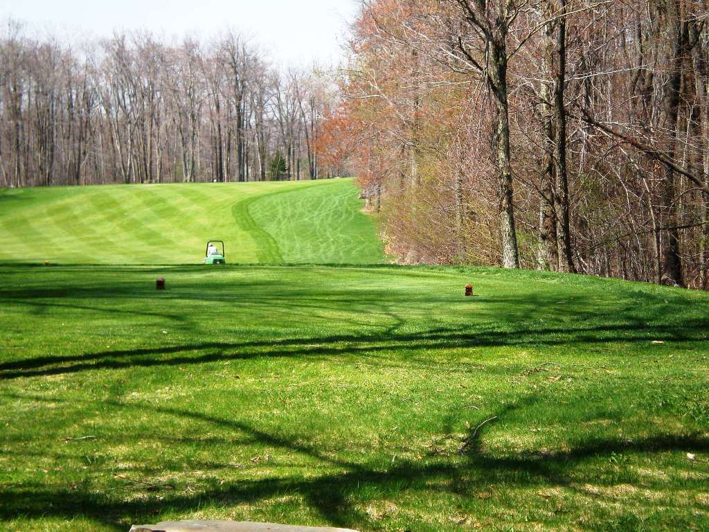 Homes for sale in Golf Course Communities in Tobyhanna PA.